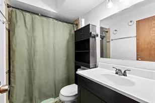 4929 N 89th St, Milwaukee, WI 53225 - Photo 9