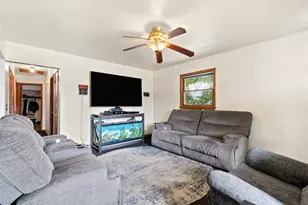 4929 N 89th St, Milwaukee, WI 53225 - Photo 3