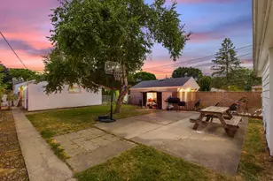 4929 N 89th St, Milwaukee, WI 53225 - Photo 19