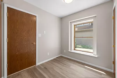 225 W Oak St, Grafton, WI 53024 - Photo 13
