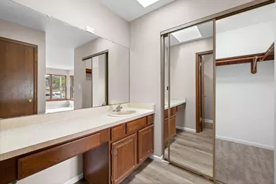 225 W Oak St, Grafton, WI 53024 - Photo 21