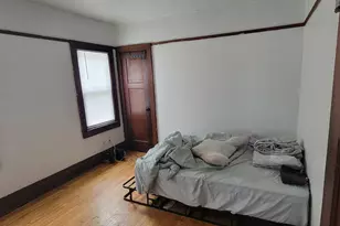 3859 N 24th Pl, Milwaukee, WI 53206 - Photo 9