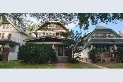 3859 N 24th Pl #3861, Milwaukee, WI 53206 - Photo 1