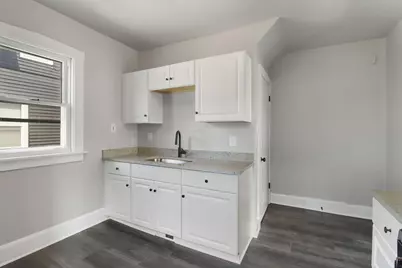 2101  74th St, Kenosha, WI 53143 - Photo 9
