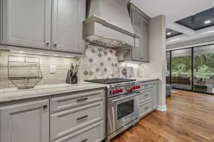 1646 Twisted Oak Ct, Hartland, WI 53029 - Photo 13
