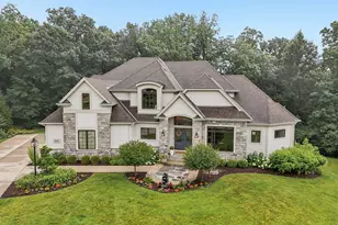 1646 Twisted Oak Ct, Hartland, WI 53029 - Photo 81