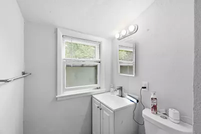 5830 N 66th St, Milwaukee, WI 53218 - Photo 9