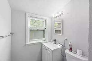 5830 N 66th St, Milwaukee, WI 53218 - Photo 9