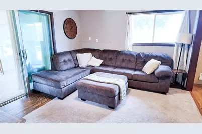 3054  29th Ct, La Crosse, WI 54601 - Photo 5