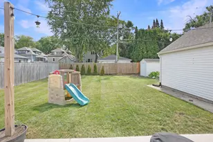 1964 S 91st St, West Allis, WI 53227 - Photo 25