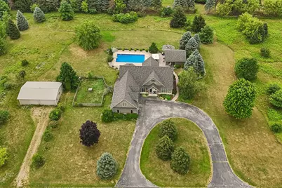 W287N8810  Center Oak Rd, Merton, WI 53029 - Photo 1