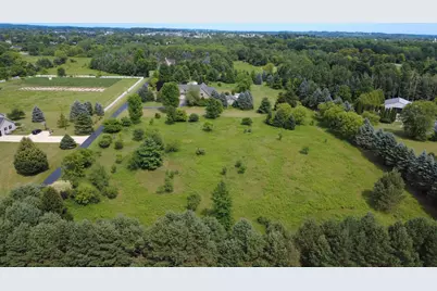 W287N8810  Center Oak Rd, Merton, WI 53029 - Photo 9