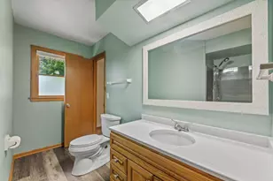 1020 Lilac Ln, Pewaukee, WI 53072 - Photo 13