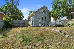 6220 W Girard Ave, Milwaukee, WI 53210 - Photo 35