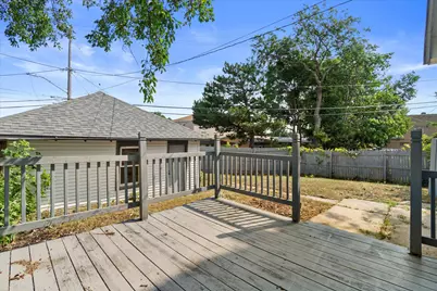 6220 W Girard Ave, Milwaukee, WI 53210 - Photo 33