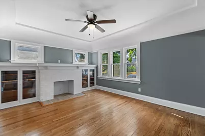 6220 W Girard Ave, Milwaukee, WI 53210 - Photo 13