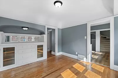 6220 W Girard Ave, Milwaukee, WI 53210 - Photo 9