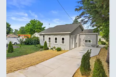 9013  26th Ave, Pleasant Prairie, WI 53143 - Photo 3
