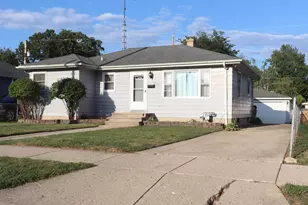 7925 45th Ave, Kenosha, WI 53142 - Photo 1