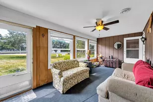 33606 Bohner Dr, Burlington, WI 53105 - Photo 7