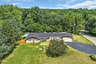 33606 Bohner Dr, Burlington, WI 53105 - Photo 3