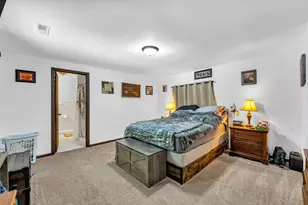 33606 Bohner Dr, Burlington, WI 53105 - Photo 33