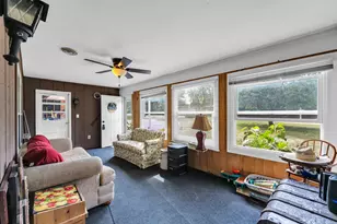 33606 Bohner Dr, Burlington, WI 53105 - Photo 5