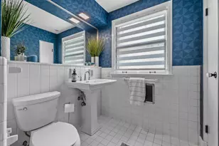 7857 N Lake Dr, Fox Point, WI 53217 - Photo 25