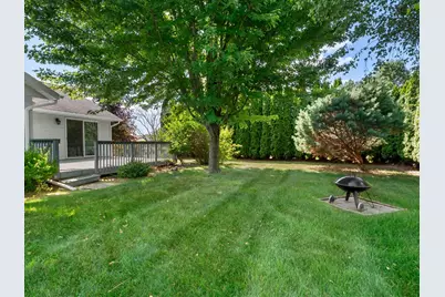 5110  White Fox Dr, Sheboygan, WI 53081 - Photo 5