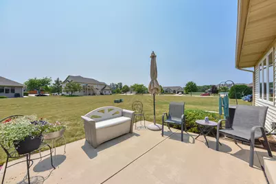 369 N Redding Cir, Belgium, WI 53004 - Photo 31