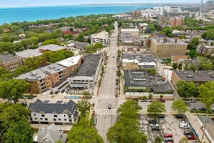 2604 E Park Pl, Milwaukee, WI 53211 - Photo 19