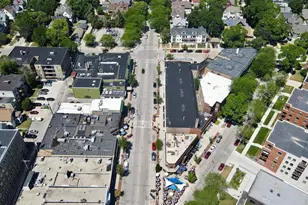 2604 E Park Pl, Milwaukee, WI 53211 - Photo 21