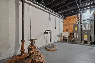 4560 N 47th St, Milwaukee, WI 53218 - Photo 37