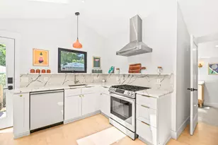 2519 S Superior St, Milwaukee, WI 53207 - Photo 13