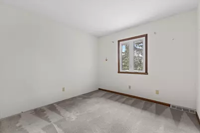 6011 W Edgerton Ave, Greendale, WI 53129 - Photo 23