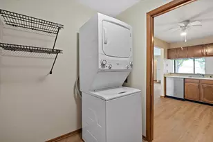 W176N9763 Rivercrest Dr, Germantown, WI 53022 - Photo 13