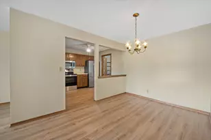 W176N9763 Rivercrest Dr, Germantown, WI 53022 - Photo 3