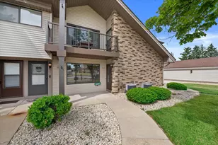 W176N9763 Rivercrest Dr, Germantown, WI 53022 - Photo 1