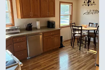 1309  Crestwood Dr, Green Bay, WI 54313 - Photo 5