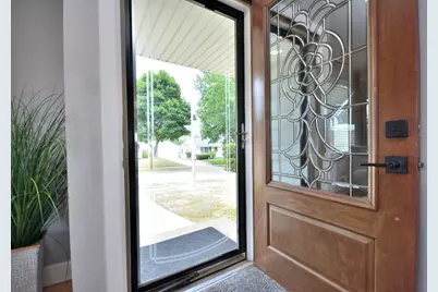 4460 S 21st St, Milwaukee, WI 53221 - Photo 5