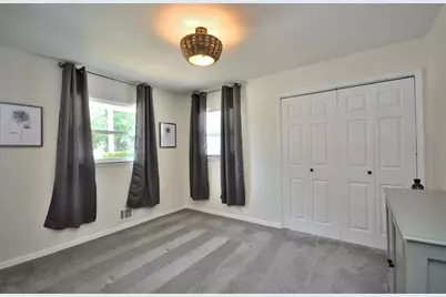 4460 S 21st St, Milwaukee, WI 53221 - Photo 25