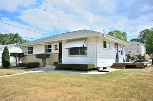 4460 S 21st St, Milwaukee, WI 53221 - Photo 3