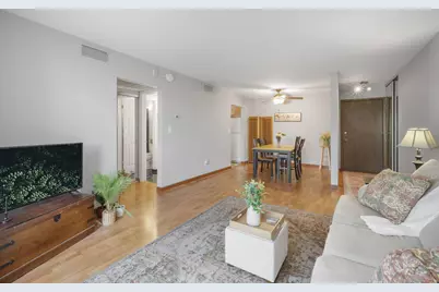 2200 W Good Hope Rd #317, Glendale, WI 53209 - Photo 5