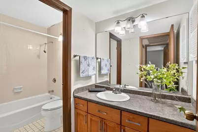 2350 W Good Hope Rd #254, Glendale, WI 53209 - Photo 9