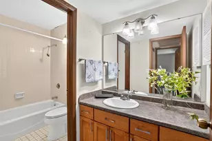 2350 W Good Hope Rd, Glendale, WI 53209 - Photo 9