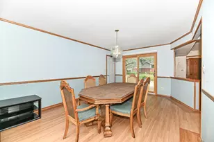 209 Parkview Dr, Burlington, WI 53105 - Photo 13