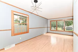 209 Parkview Dr, Burlington, WI 53105 - Photo 11
