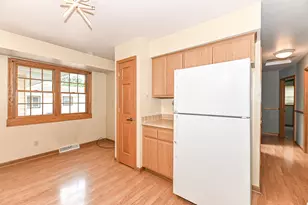 209 Parkview Dr, Burlington, WI 53105 - Photo 17