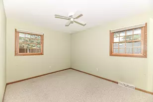209 Parkview Dr, Burlington, WI 53105 - Photo 25