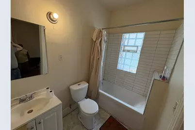 2105 W McKinley Ave #2107, Milwaukee, WI 53205 - Photo 9